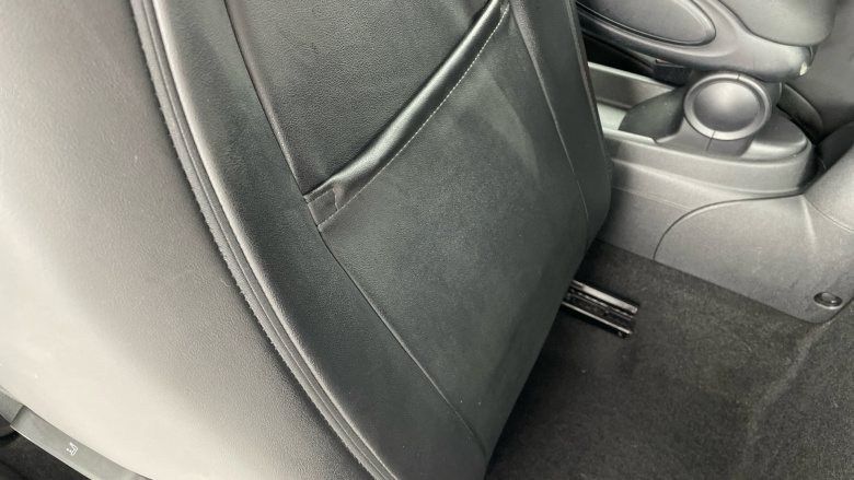 MINI Hatchback 135kW Cooper S Level 2 33kWh 3dr Auto Electric Hatchback